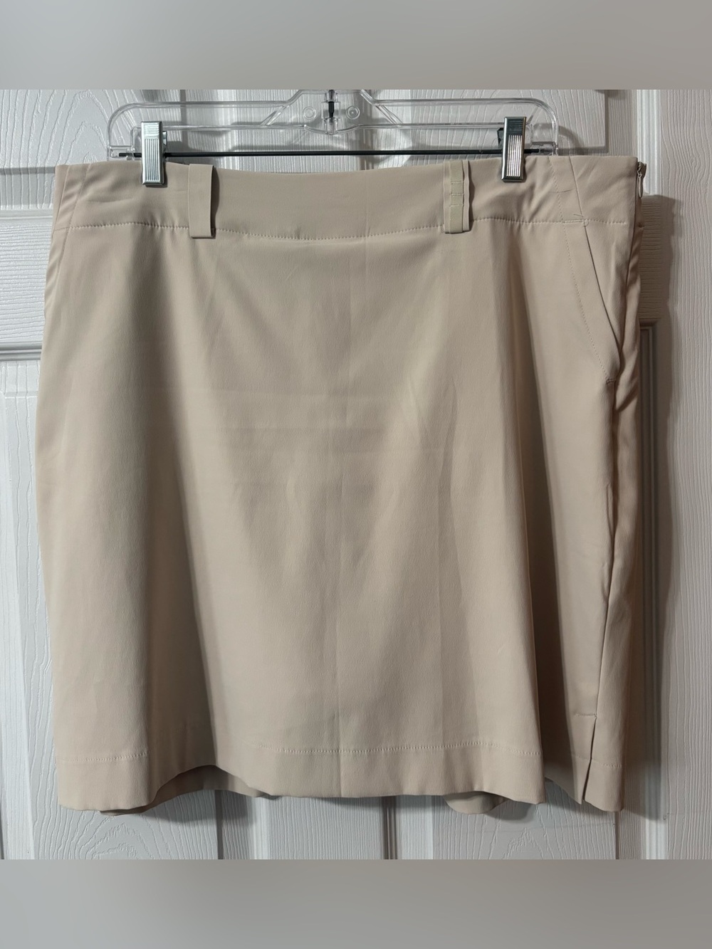 Women’s Nike Golf Pickleball Skort Size 16 Beige/Tan Side Zip EUC Athletic